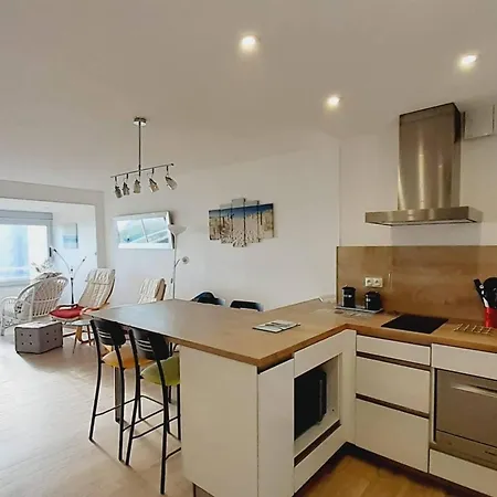 Renove 3 Pieces Avec Parking Et Clim, Proche - Fr-1-782-72 Apartment *